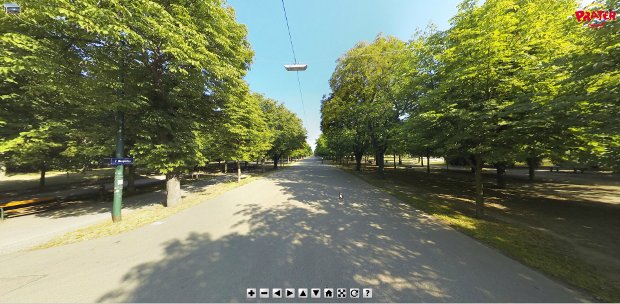 360-stupňový pohľad na alej Hauptallee lemovanú stromami vo viedenskom Prátri