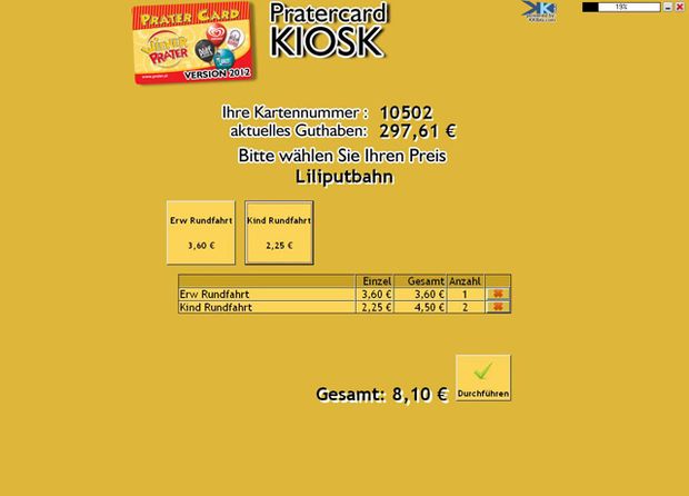 Obrazovka kiosku Pratercard so zostatkom na karte a cenami jázd